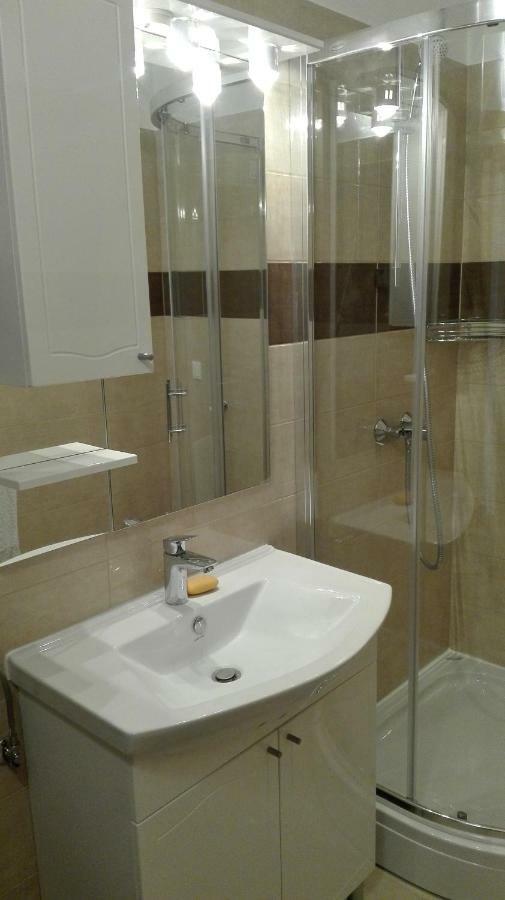 Sibenska Oaza Apartment ชิเบนิก ภายนอก รูปภาพ
