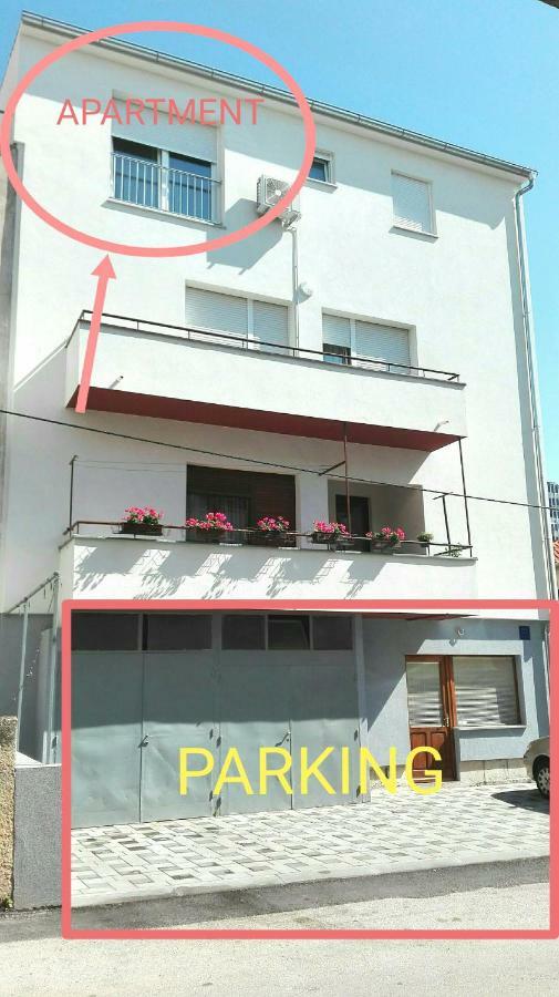 Sibenska Oaza Apartment ชิเบนิก ภายนอก รูปภาพ